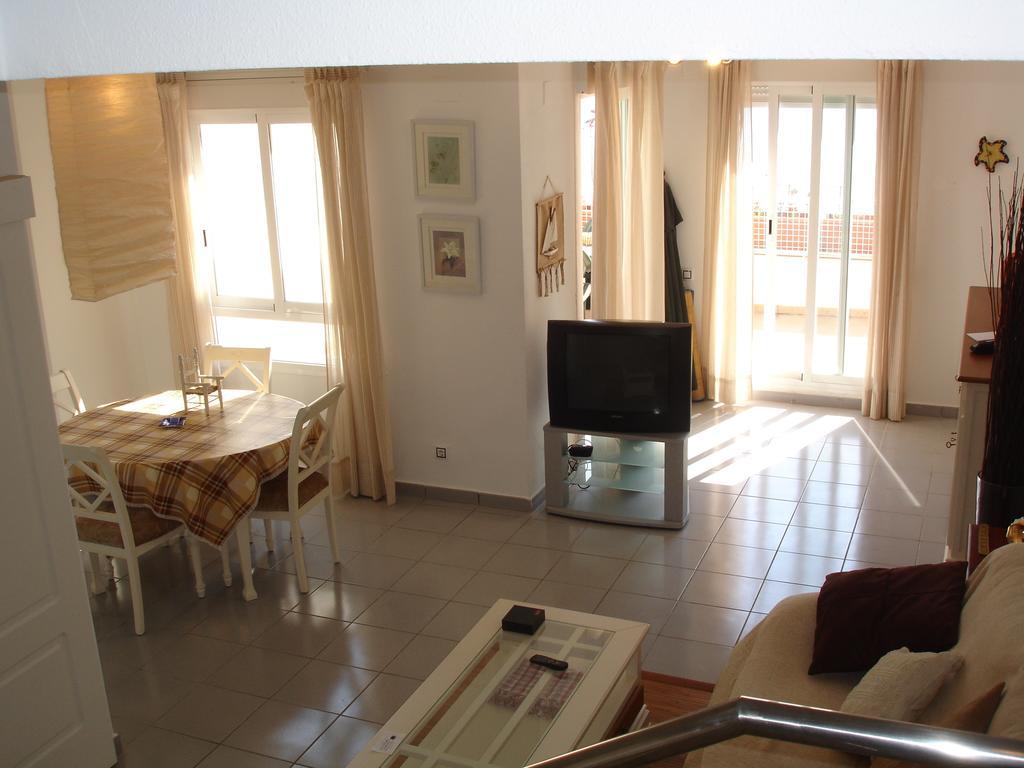 Villamarina Apartments - Zand Properties Benidorm Quarto foto